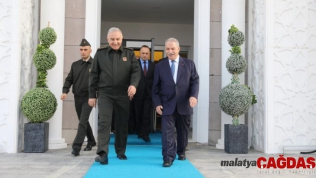 Garnizon Komutanı İlkadım Belediyesinde