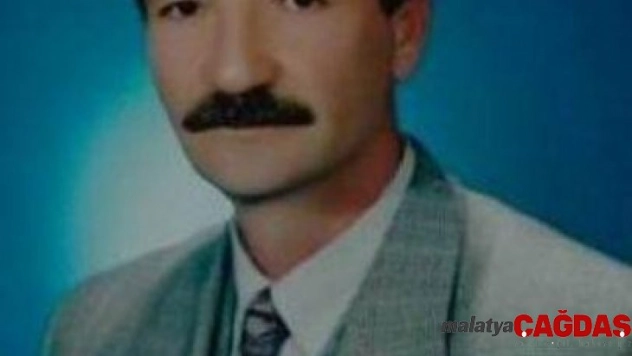 Gazeteci Aksaç, mezarı başında anıldı