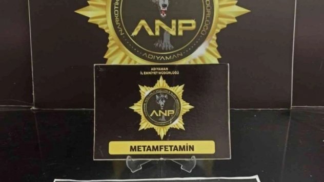 Gaziantep'ten Adıyaman'a uyuşturucu naklederken yakalandı