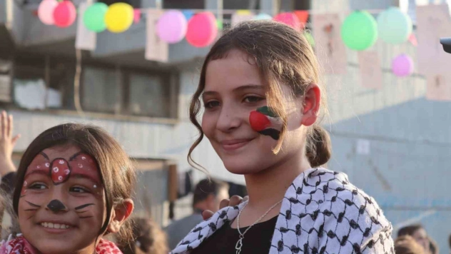 Gazze'de Çocuk Sinema Festivali düzenlendi