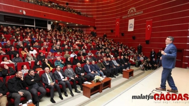 Gebzeli vatandaşlardan Alişan Kapaklıkaya'ya yoğun ilgi