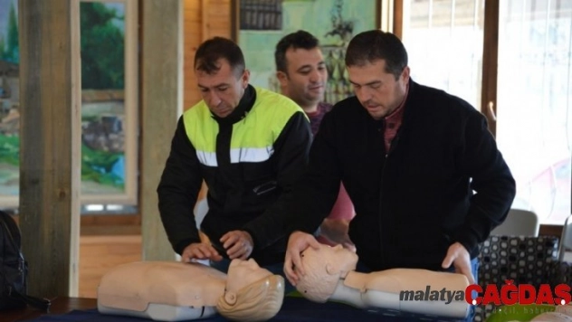 Gediz Belediyesi personeline ilk yardım eğitimi