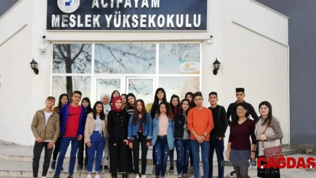 Geleceğin 'çocuk gelişimcileri' Acıpayam MYO'da