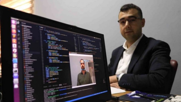 Genç girişimciden kurumları rahatlatacak yerli ve milli 'yüz tanıma' teknolojisi