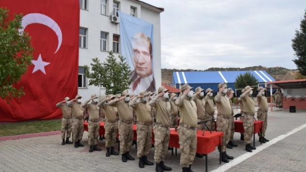 Genç'te Güvenlik Korucuları Yemin Etti