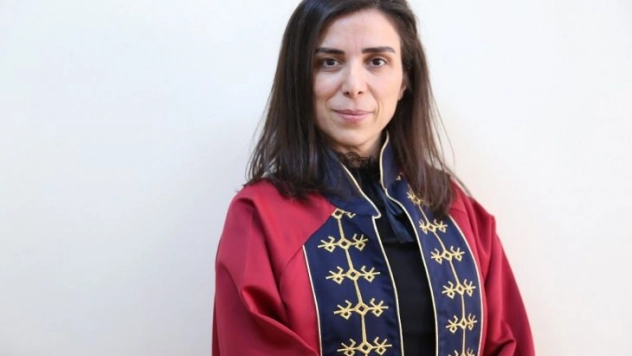 Gencer, 'Sağlıkta şiddetin nedeni iletişimsizlik'