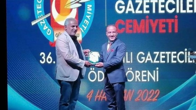 GGC'den Hacıbaba Pastanelerine teşekkür plaketi