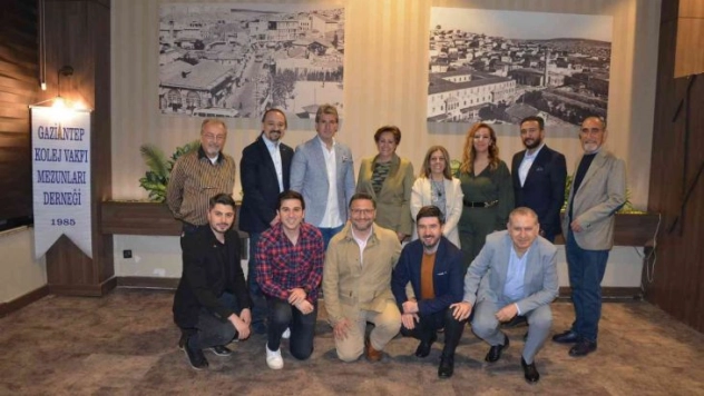 GKV'li mezunların anlamlı buluşması