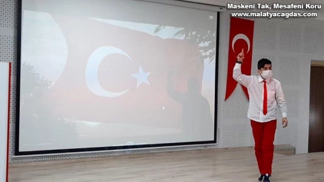 Gölbaşı'nda İstiklal Marşı'nın kabulü kutlandı