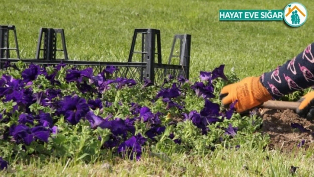 Gölbaşı park ve bahçelerinde çalışmalar sürüyor