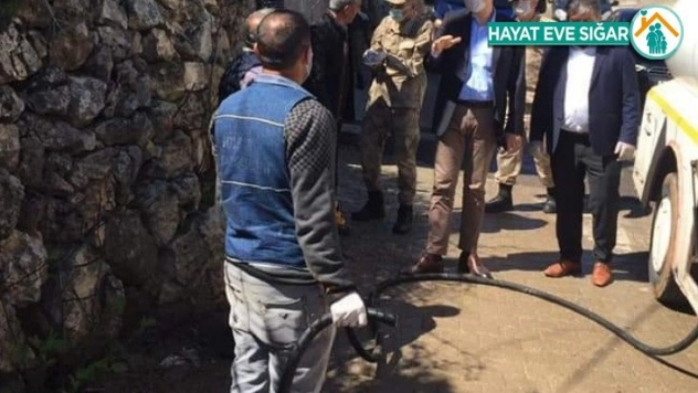 Gölbaşında Köylerin cadde ve sokakları dezenfekte ediliyor