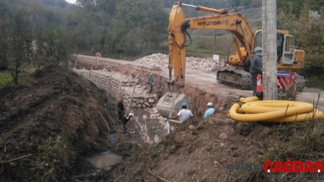 Gölcük İcadiye Köy yolu güvenli hale getiriliyor