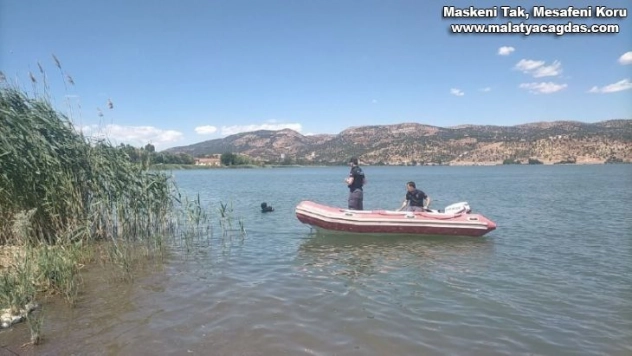 Gölde 'insan kafası var' ihbarı ekipleri alarma geçirdi