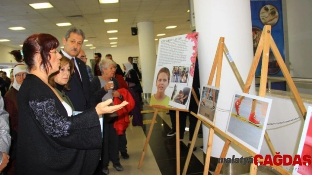 Görme engellilerden '6. His' fotoğraf sergisi