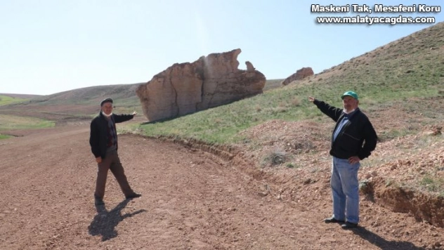 Görünümü kadar neden olduğu batıl inançla da dikkat çekiyor