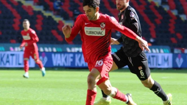 Goutas, ligdeki 5. golünü Gaziantep'e attı