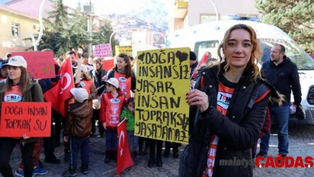 Gümüşhane'de TEMA Vakfı tarafından erozyona dikkat çekmek için yürüyüş düzenlendi