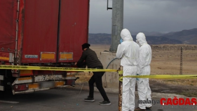 Gürbulak sınır kapısında 18,4 ton siyanür yakalandı