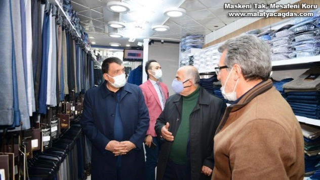 Gürkan, esnaf ziyaretinde bulundu