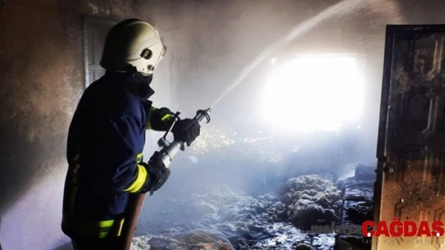 Gürpınar'da ev yangını