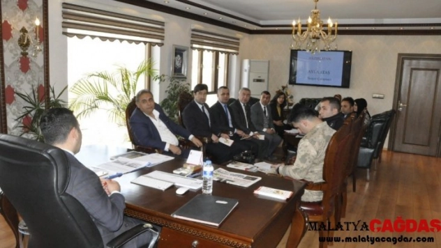 Gürün'de 'Kadına Yönelik Şiddetle Mücadele Koordinasyon Planı' bilgilendirme toplantısı