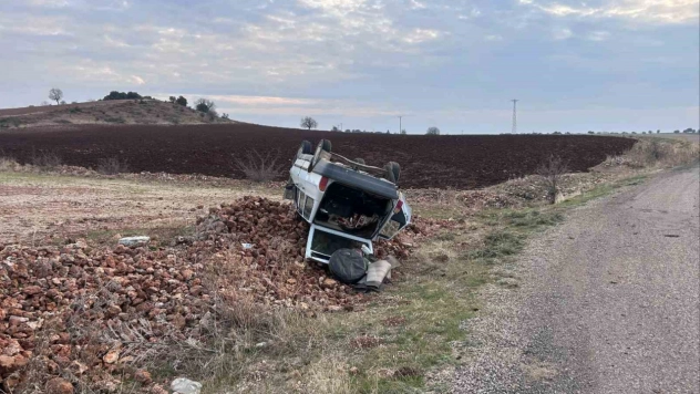 Güvenlik korucusunun aracı takla attı: 1 yaralı