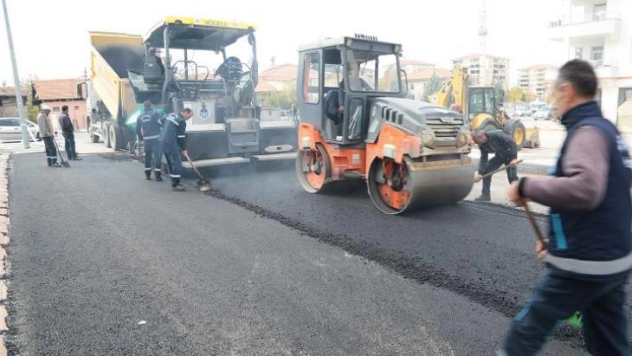 Ağılyazı ve Tandoğan Mahallesinde Asfalt Çalışmaları Devam Ediyor