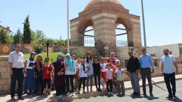 Kaleli gençler Battalgazi'yi gezdi