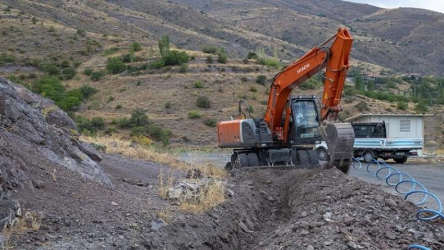 Hekimhangüzelyurt'a3 Kilometrelik İçmesuyu Hattı