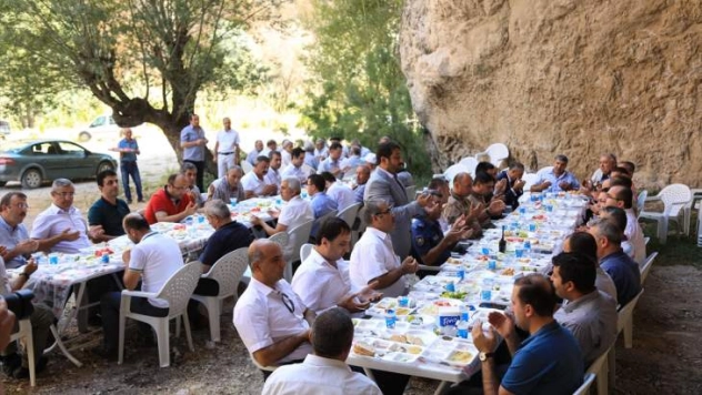 Darende Kaymakamı Zengince vatandaşlara bir araya geldi