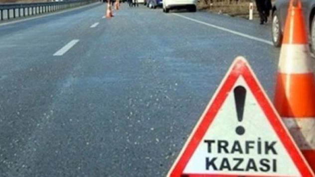 Malatya'da otomobil devrildi: 1 ölü, 2 yaralı