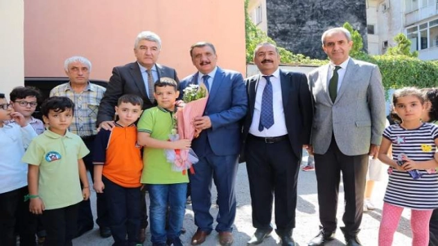 Gürkan Eğitim Öğretim Yılında Öğrenciler İle Biraraya Geldi