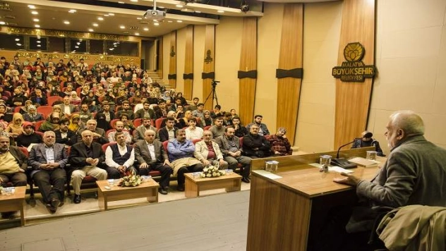 İslam Tarihi Dersleri'nin ikincisi yapıldı