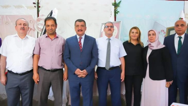 Başkan Gürkan, Mefruşat Sergisinin Açılışına Katıldı