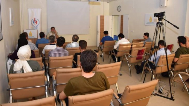 Medeniyet ve Sanat Araştırmaları Merkezi Yaz Semineri Düzenlendi