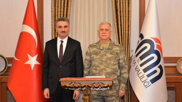 Orgeneral Dündar'dan Vali Baruş'a Ziyaret