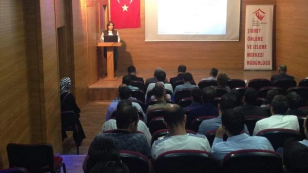 Malatya'da kadına şiddete karşı mücadele eğitim semineri