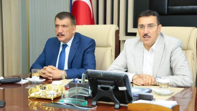 Tüfenkci, 'Bugün Artık Ülkelerden Çok Şehirler Rekabet Ediyor'