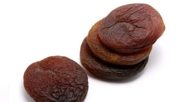 Naturel gün kurusu kayısının kilogramı 19,86 liradan işlem gördü