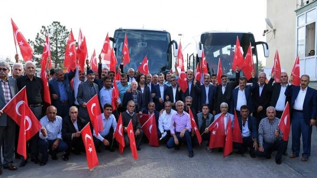 Başkan Çınar, 'Yeşilyurt'un Kalkınmasında Muhtarlarımızın Katkısı Büyüktür' 