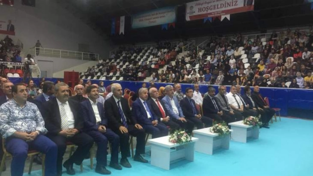 'Ehl-i BeytSevgisi ve Kerbela' programına yoğun ilgi