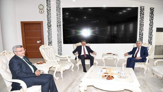 Malatya'nın Daha İleri Noktalara Gelmesi İçin Çalışacağız