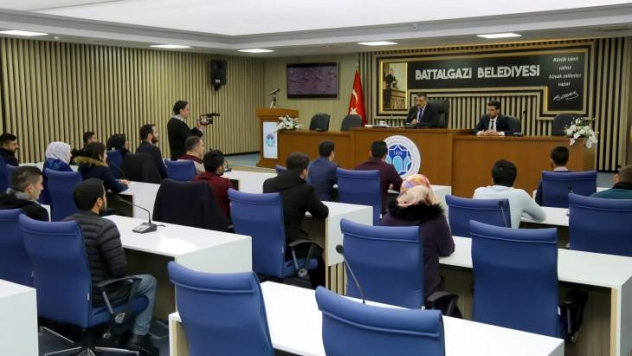 Başkan Gürkan, Ak Parti İlçe Gençlik Kolları İle Bir Araya Geldi