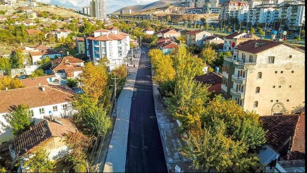 Kavacık Caddesinde Düzenleme Çalışmalarını Tamamladı