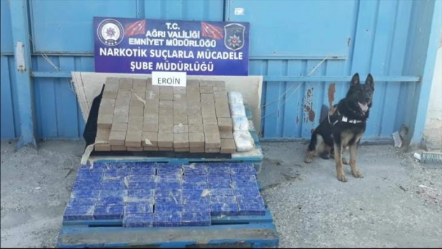 Ağrı'da 102 kilogram eroin ele geçirildi