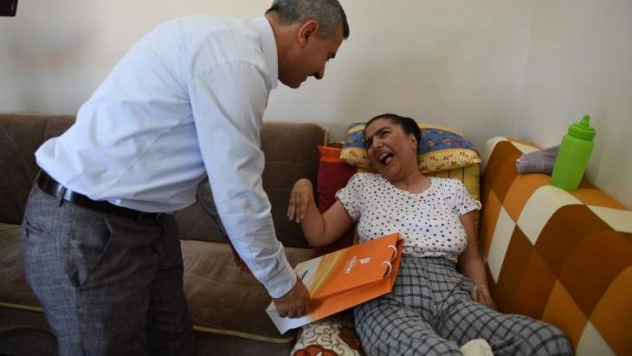 Sen Gelemiyorsan Biz Geliriz!