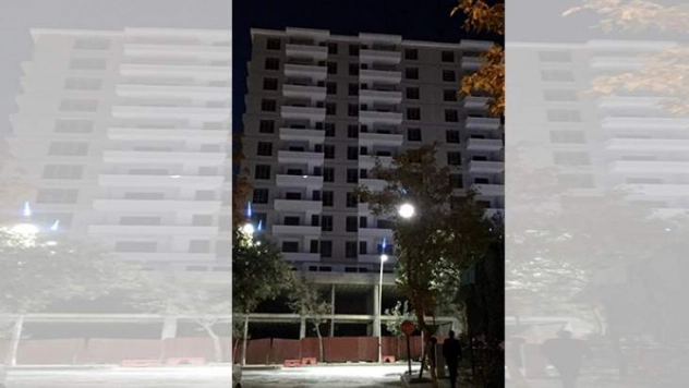 Elazığ'da inşaattan düşen işçi yaşamını yitirdi