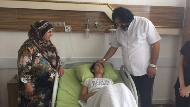 Karnından 6 kilogram kist çıktı