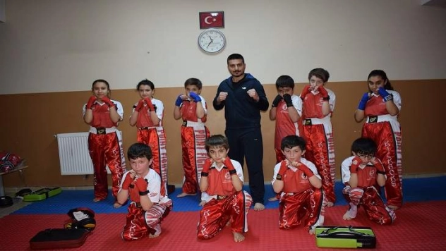 Malatya Kent Konseyi'nden Sporcular Destek