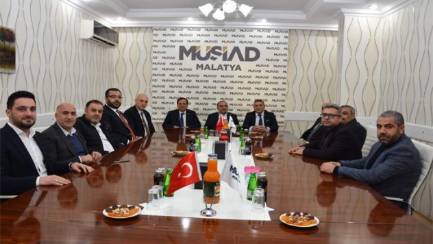 Sadıkoğlu, Müsiad Yeni Başkanı Poyraz'ı Ziyaret Etti